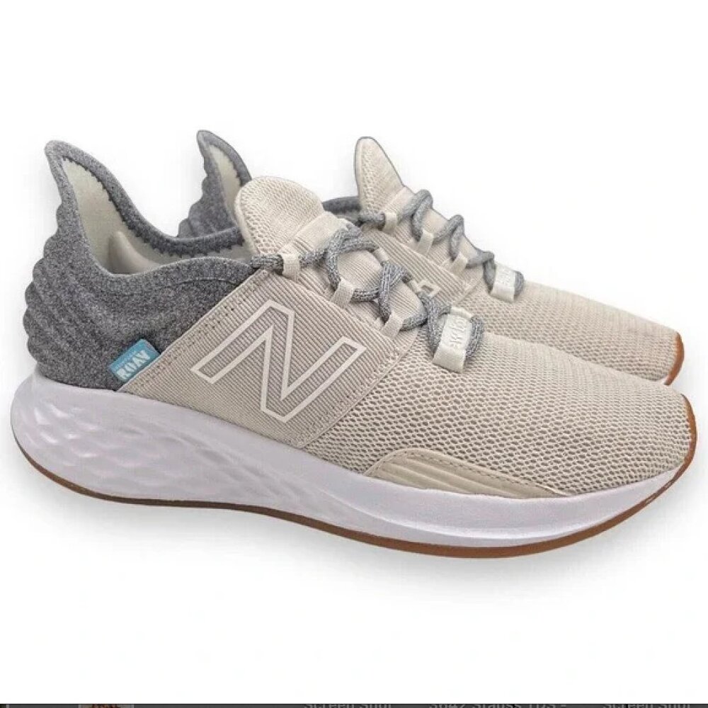 New Balance Roav Womens SZ 10